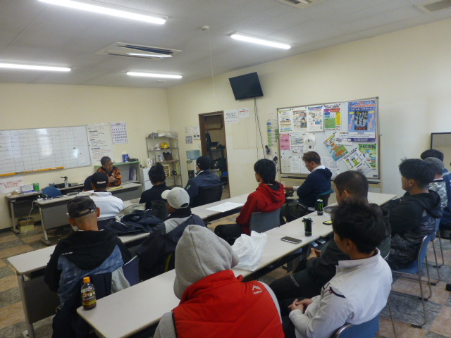 全体会議を開きました