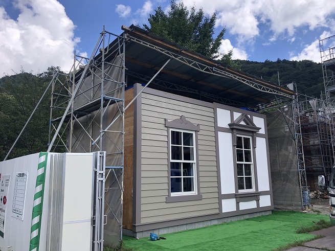 栃木県某市モックアップ仮設屋根工事

