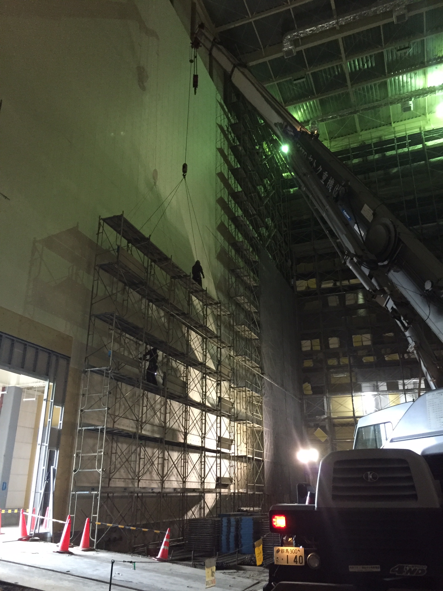 N社工場新築工事(内部足場)