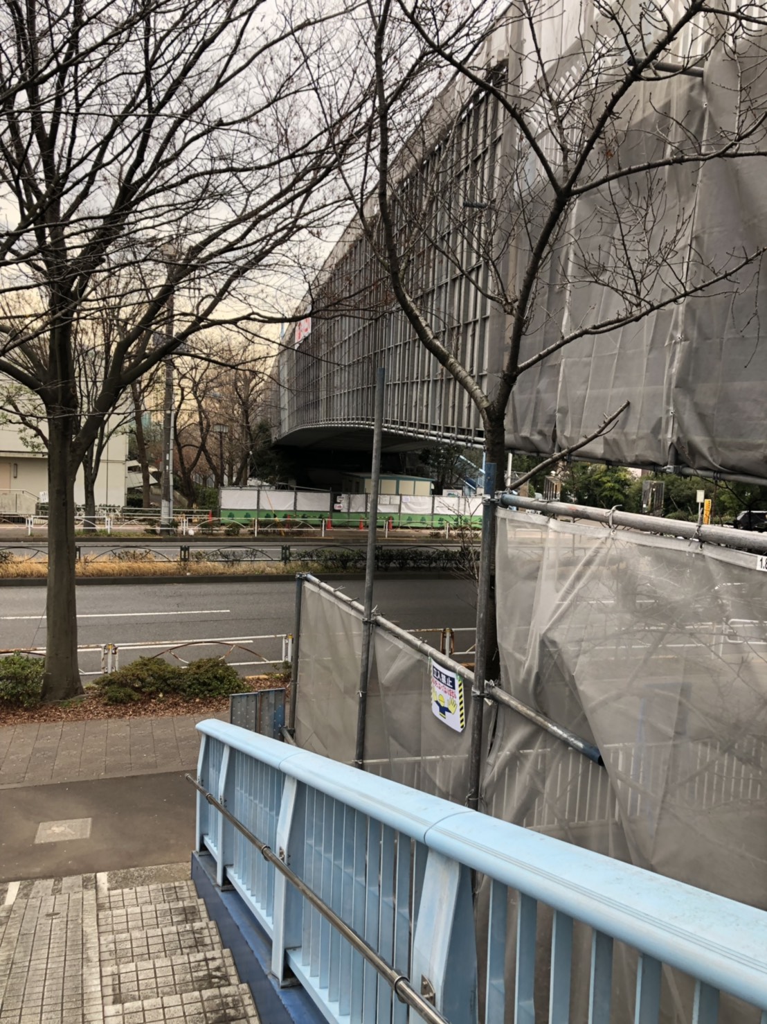 東京都某橋梁塗装工事　吊り足場