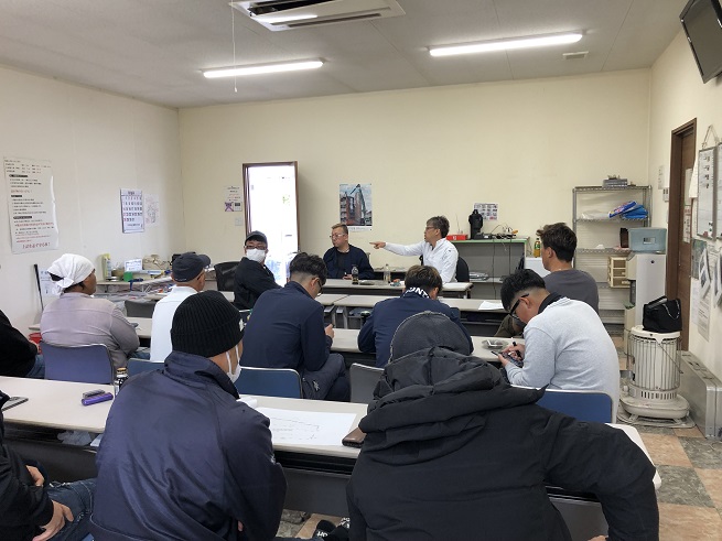 全体会議を開きました